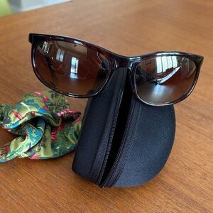 Preowned Maui Jim sunglasses